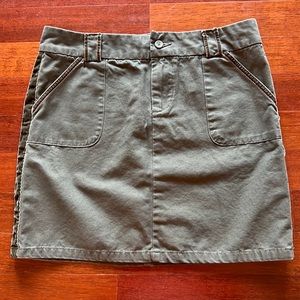 Green Old navy skirt size 10 green 100% cotton with green velvet detailing